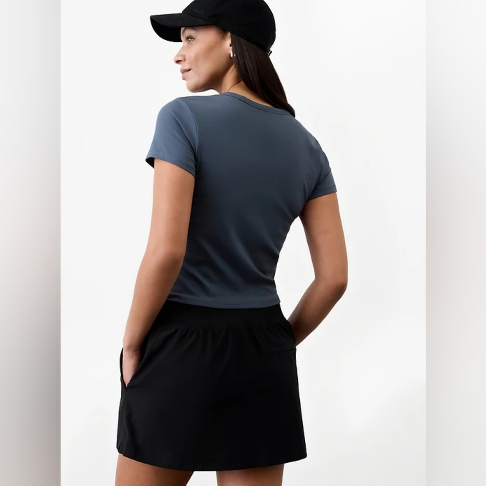 Athleta Brooklyn Short - Picture 3 of 4